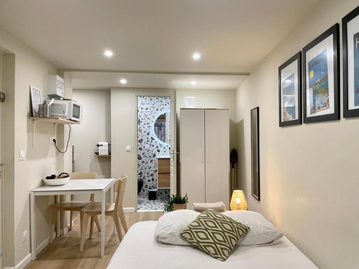 Appartement Palmiers, Coeur De Ville Sur Le Parcours Des Arts Hyeres Luaran gambar